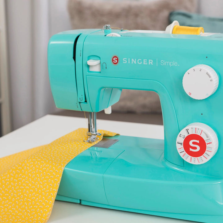 Máquinas De Coser Simple™ 3223G (Menta) SINGER®
