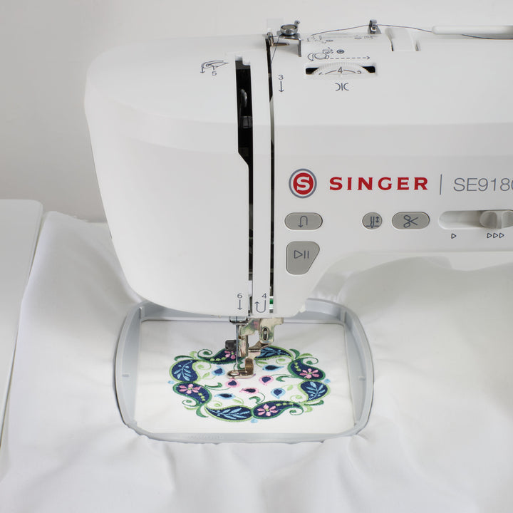 Bastidor De Bordado De 10 x  10 cm Para Bordadora SE9185 SINGER®