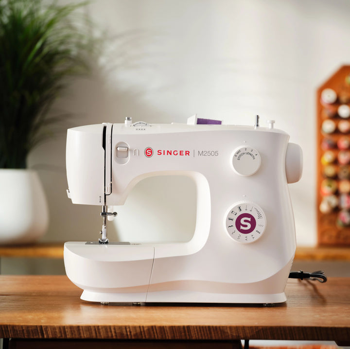 Máquina De Coser M2505 SINGER®