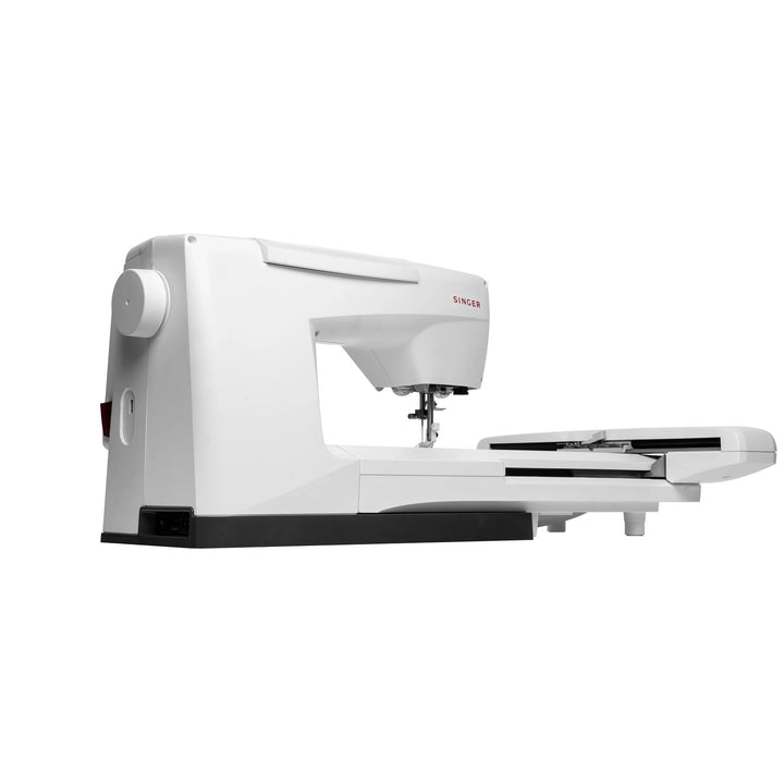 EM9305 Embroidery machine SINGER®