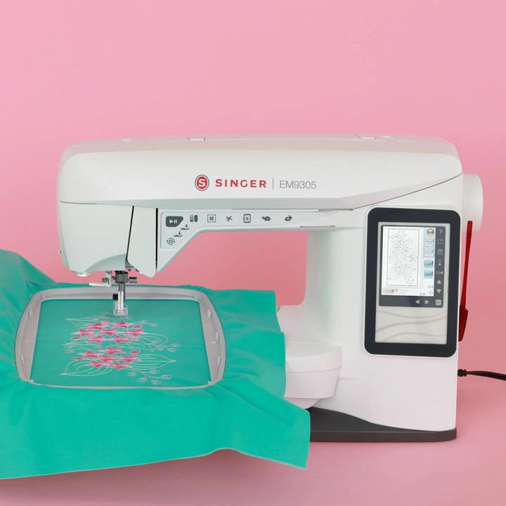 EM9305 Embroidery machine SINGER®