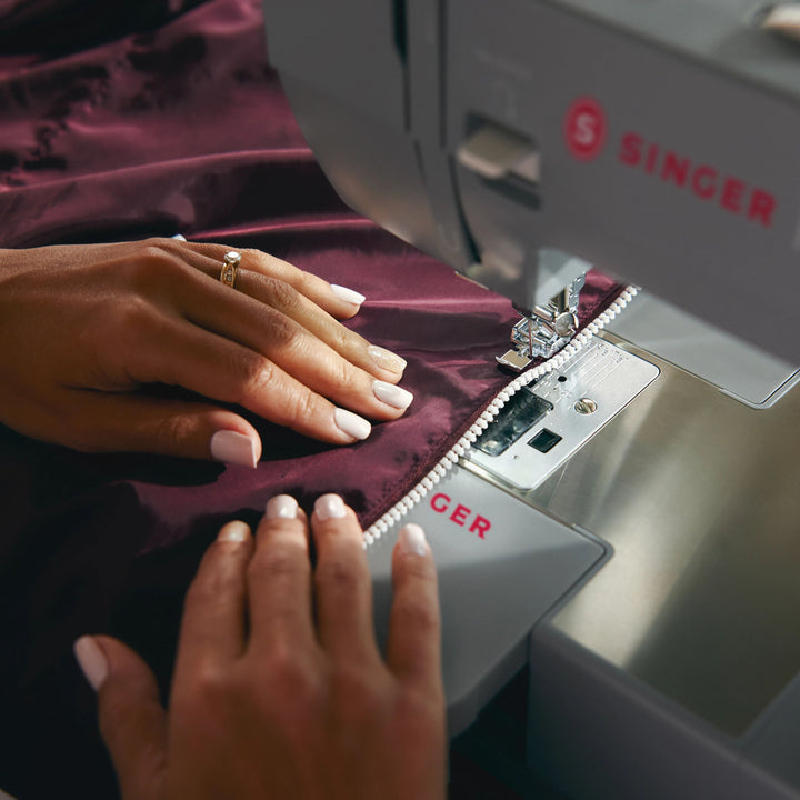 Sewing Machine Facilita Pro 4423 SINGER® Sewing Machine