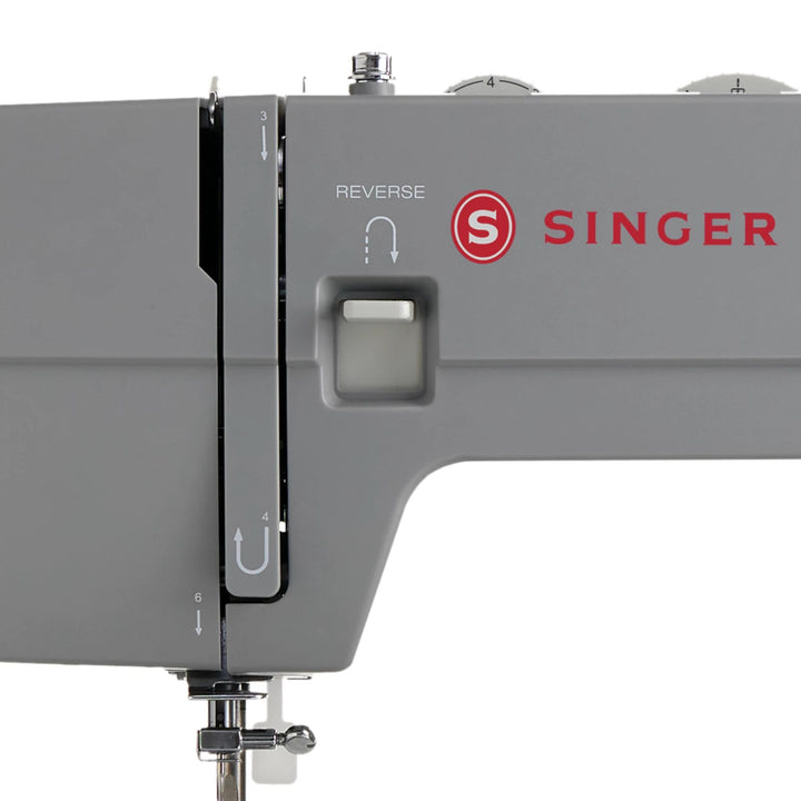 SINGER® Sewing Machine Facilita Pro 4411