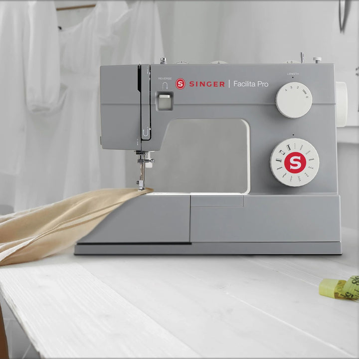 SINGER® Sewing Machine Facilita Pro 4411